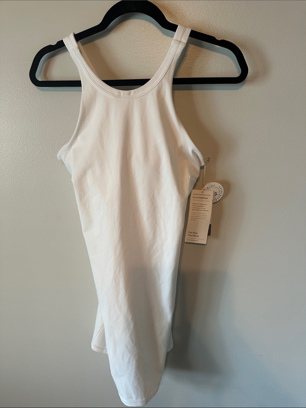 Vuori White Ribbed High-Neck Tank